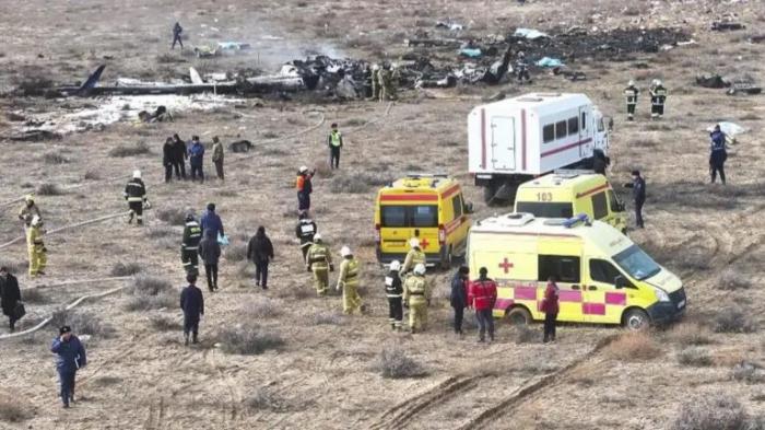 Accidente aéreo en Kazajistán deja decenas de fallecidos