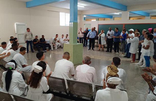 Instituciones de interés social