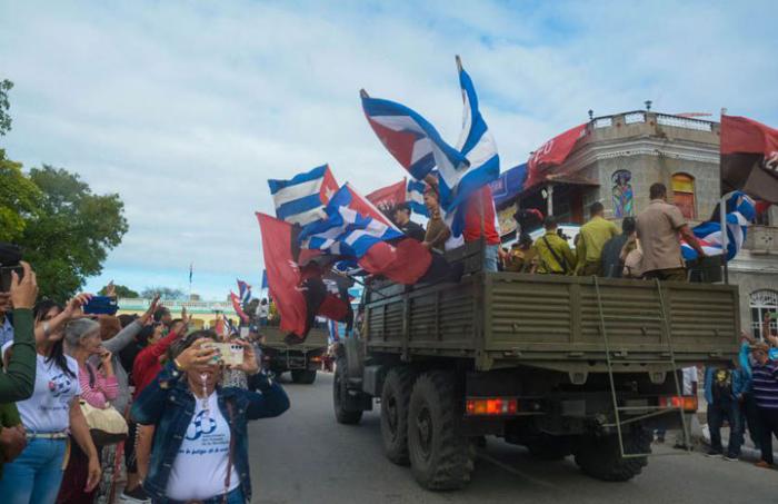 CARAVANA EN LAS TUNAS
