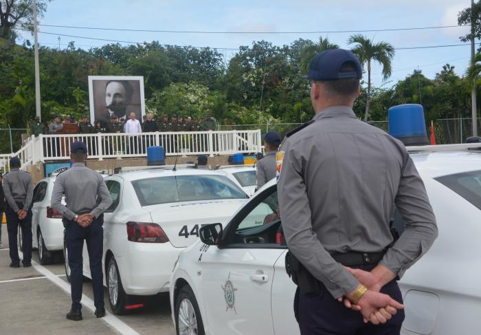 La pnr es una policía comprometida, disciplinada, moderna y con una alta preparación política e ideológica. foto: Juvenal Balán