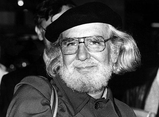 Ernesto Cardenal.

Publicada: 17/11/2003
Erca0002