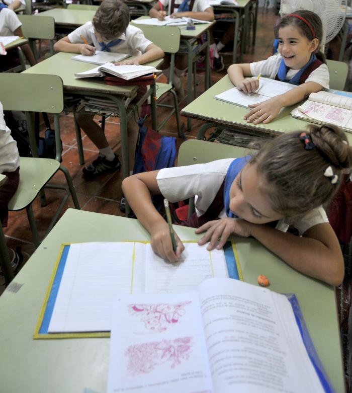 Aula de nivel primario en la Casa de Asia en la Habana Vieja.