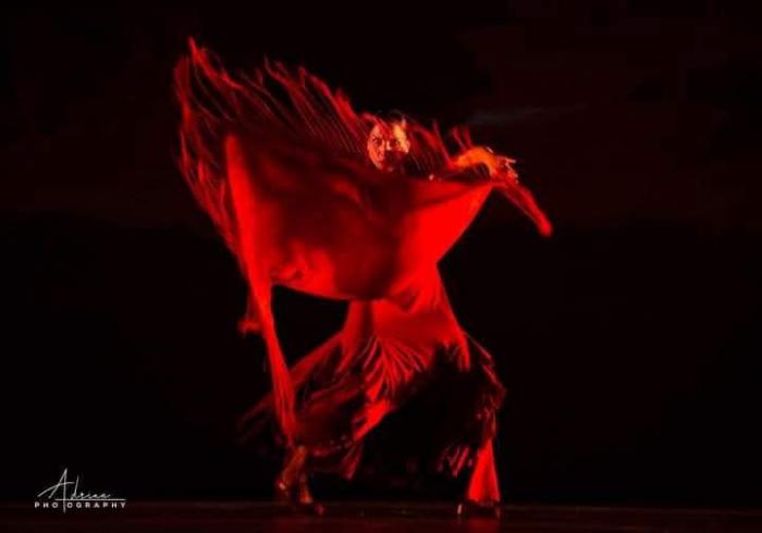 La Danza ritual del fuego, será interpretada por la primera bailarina del BEC, Leslie Ung. Foto: Adrian Chalu