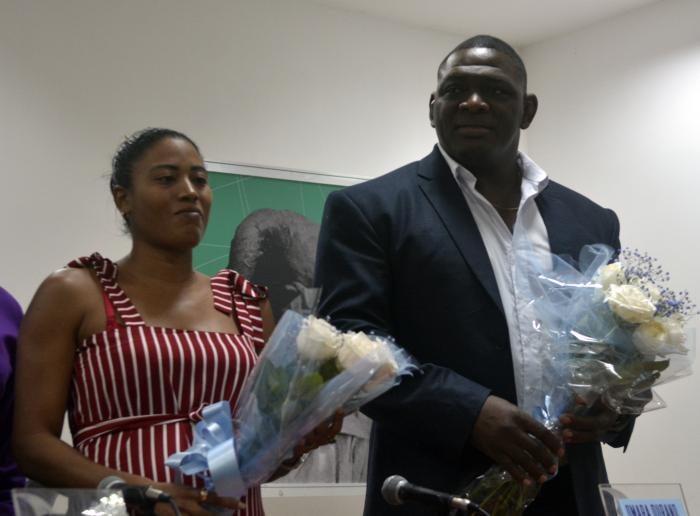 33 Feria Internacional del Libro de La Habana. Presentación de libros sobre Fidel. Presentación de los libros de Mijail y Omara