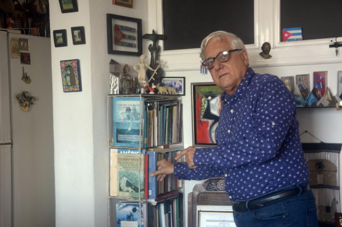 Virgilio López Oliva, poeta y ensayista especializado en poesia de lenguas españolas y portuguesa, Drc Filologicaas; investigador y critico literario.