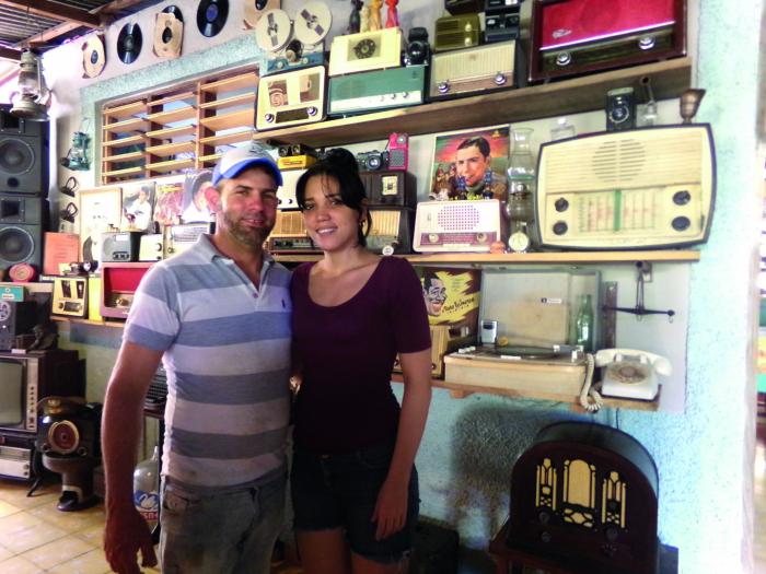 En Dial Café se atesoran más de 10 000 piezas y objetos, muchos de ellos con valor patrimonial. Foto de la autora