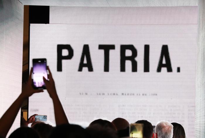 Coloquio Patria.