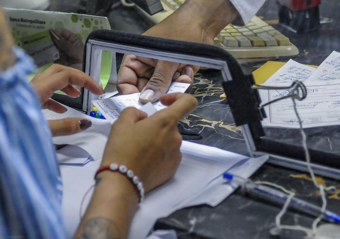 Banco Popular de ahorro, sucursal 23 y P, Vedado Plaza