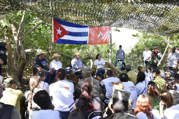 Nosotros también estamos inspirados en esa historia; y lo que estamos haciendo hoy lo estamos haciendo por convicción, afirmó el Presidente. foto: Estudios revolución