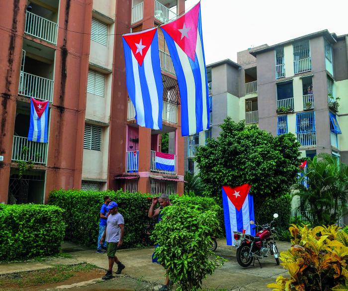 La relación con los jóvenes, favorece el crecimiento de las labores cederistas. foto: José M. Correa	
