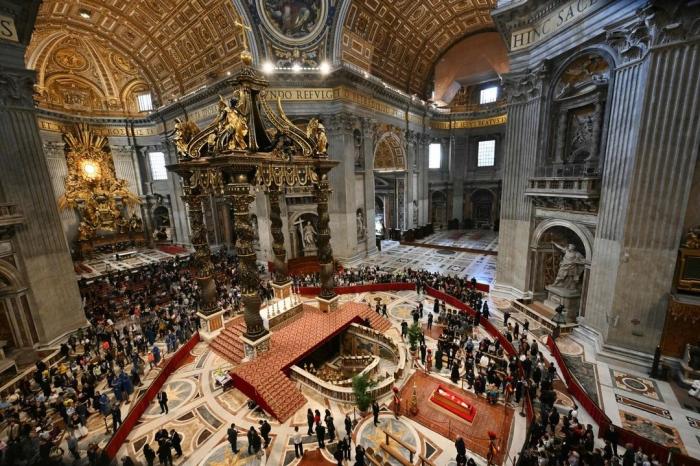 Cincuenta jefes de Estado y diez reyes asistirán al funeral del Papa