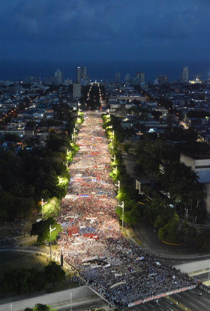 Desfile del 1ro de Mayo en la Plaza de la Revolución 