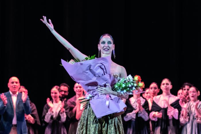 Un tributo fílmico a Sadaise Arencibia, largas ovaciones y distinciones para ella del Ministerio de Cultura, la Uneac y el Consejo Nacional de Artes Escénicas cerraron la velada. 
foto: Dunia Álvarez Palacios