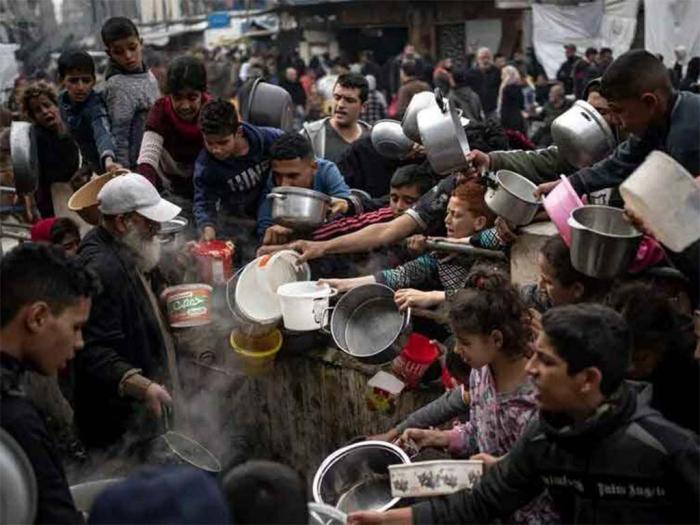 Acusan a Israel de usar el hambre como arma de guerra