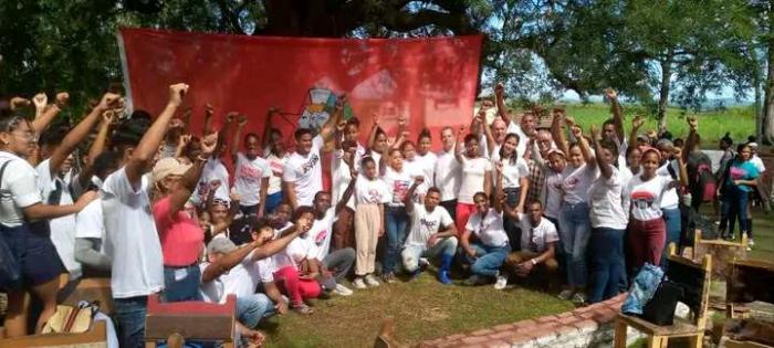 jóvenes santiagueros
