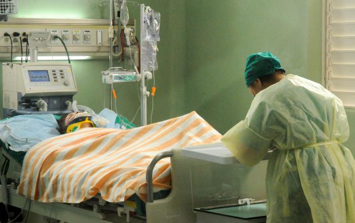 Una de las especialidades beneficiadas con este aumento salarial es la Medicina Intensiva, tanto pediátrica como de adultos. foto: Endrys Correa Vaillant