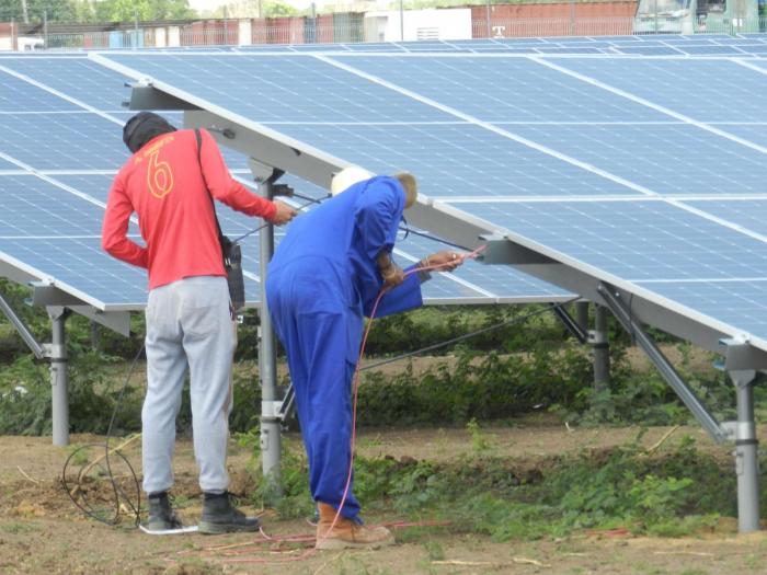 Parque solar fotovoltaico de Mal Tiempo, en Cruces.