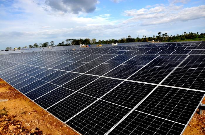 Parque Fotovoltaico instalación y Montaje