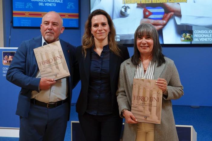 médicos cubanos en Calabria