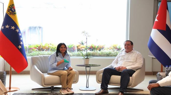 Cuba y Venezuela seguirán siendo aliados en materia de cooperación sanitaria
