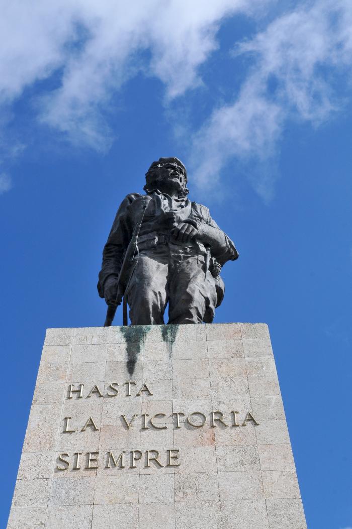 Monumento al comandante Ernesto Che Guevara en Santa Clara, lugar donde reposan los restos del Guerrillero Heróico y su destacamento de avanzada.