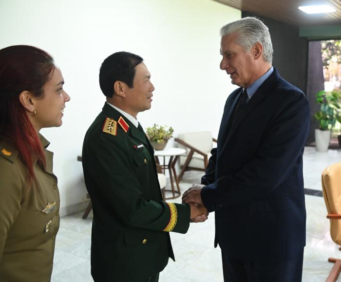 Cuba y Vietnam
