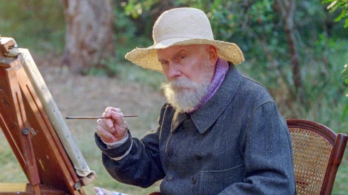 El fallecido actor Michel Bouquet, en una escena de Renoir