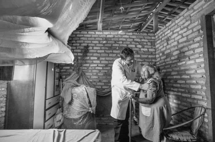 Los profesionales de la Isla, dijo Rousseff, se prodigan en una atención humanista para con los enfermos. FOTO: ARAQUÉM ALCÁNTARA
