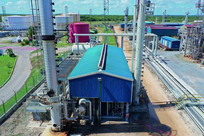 En la delicada situación actual del Sistema Eléctrico Nacional, el aporte de Energas Varadero es una
garantía valiosa. FOTO: CORTESÍA DE LOS ENTREVISTADOS