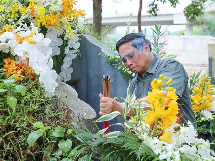 Homenaje a Martires en Vietnam