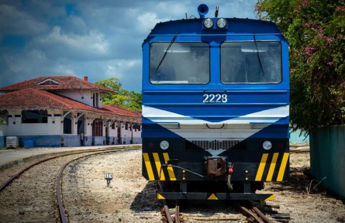 TRENES