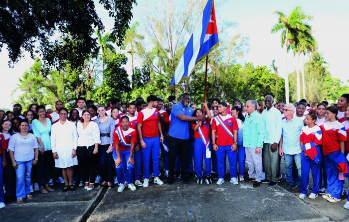 Abanderan Delegacion de Asunción 2025