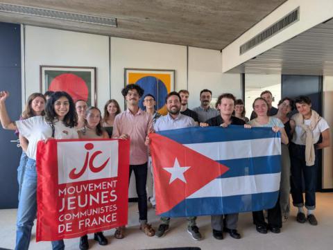 solidaridad jóvenes franceses