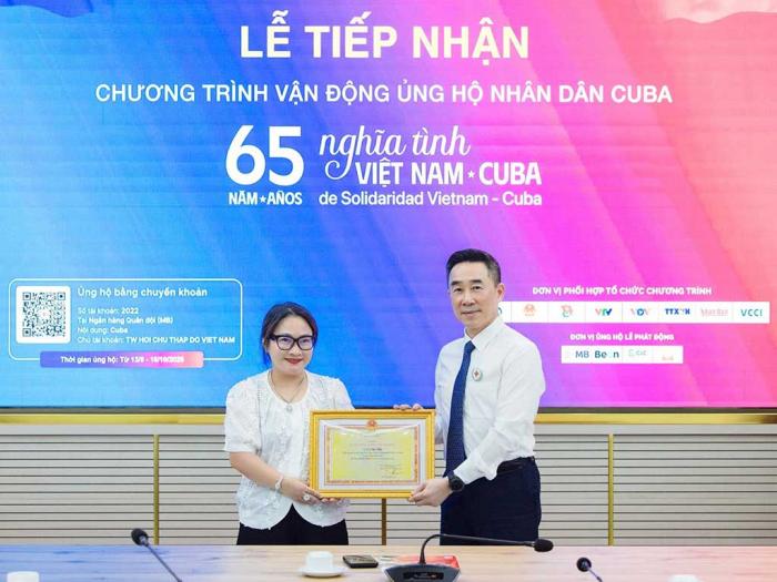 Vietnam, Campana Apoyo a Cuba