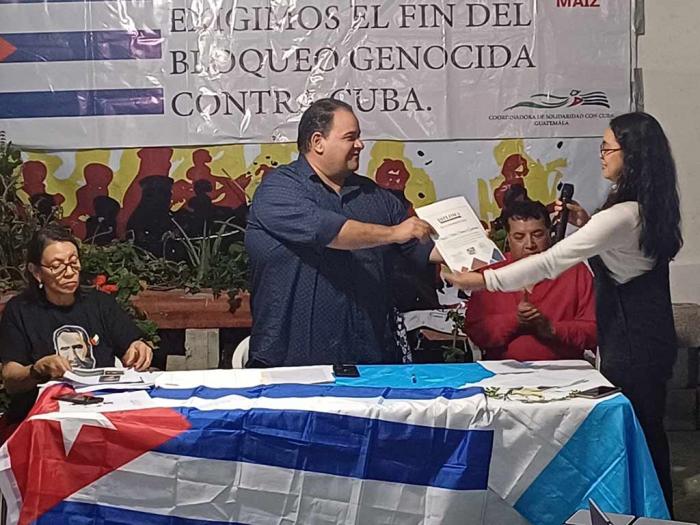 Reconocimiento-a-Brigada-Medica-Cubana