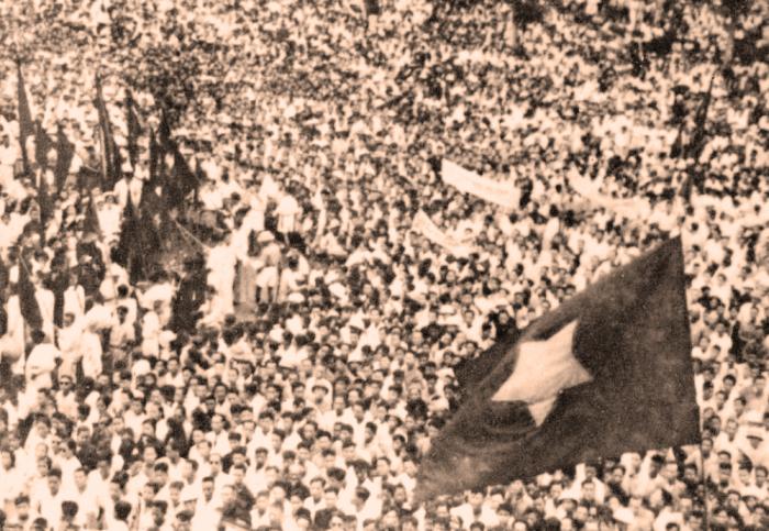 El mitin de lanzamiento de la insurrección para tomar el poder, organizado por el Frente Viet Minh. Foto: Archivo de VNA