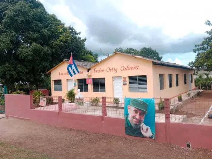 Escuela en Santiago de Cuba