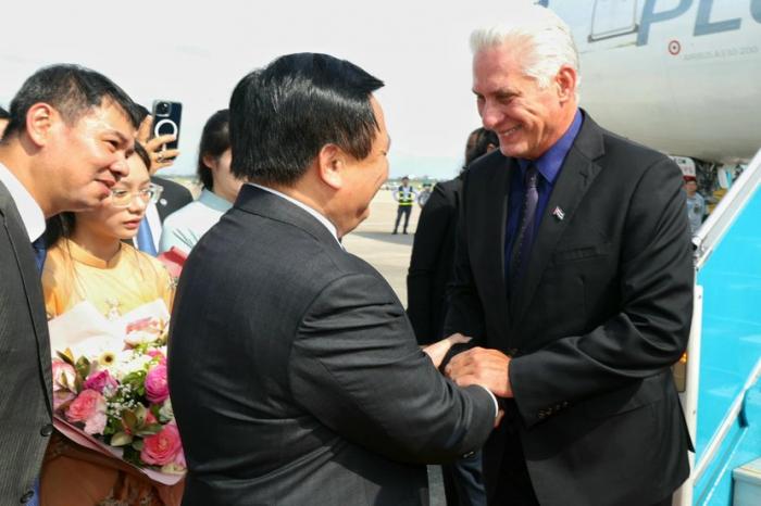 Díaz Canel en Vietnam
