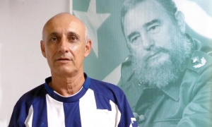 «Imposible concebir al Partido sin su vínculo permanente con el pueblo»,  afirma Tony. foto del autor