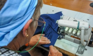 Taller textil Ana Betancourth, Aguacate Municipio Madruga, Mayabeque, confeccion de Uniformes escolares