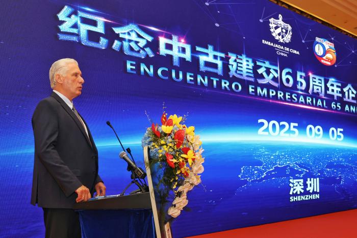 La relación empresarial entre ambos países «ha pasado por momentos difíciles, pero tiene muchas perspectivas de consolidación», afirmó Díaz-Canel. FOTO: ESTUDIOS REVOLUCIÓN