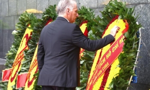 homenaje a Ho Chi Minh