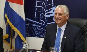 Díaz Canel en China