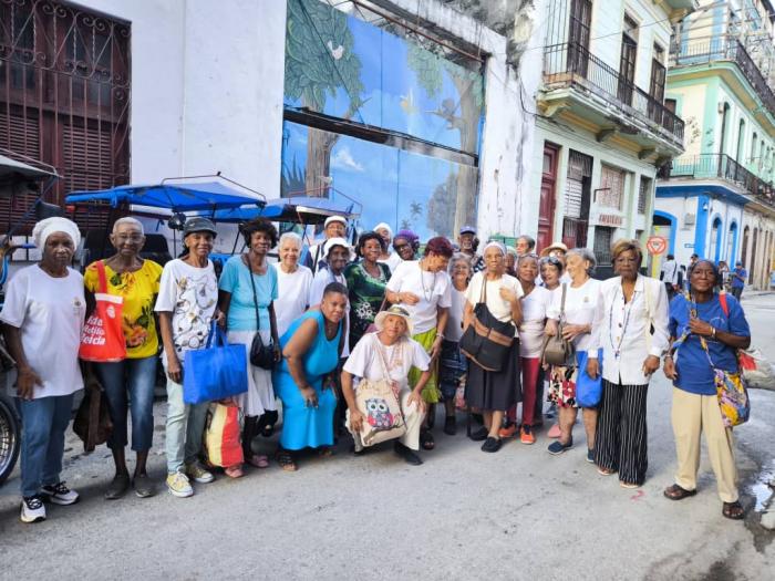 adultos mayores Quisicuaba