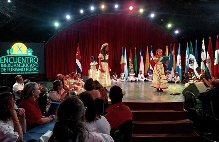 turismo-clausura