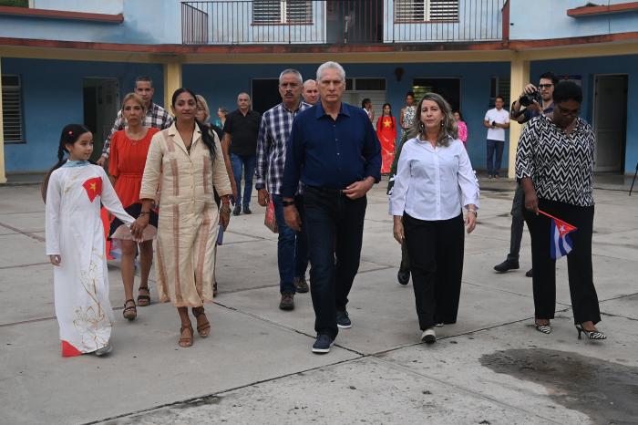 escuela primaria «Vo Thi Thang»