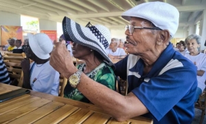adultos mayores Quisicuaba