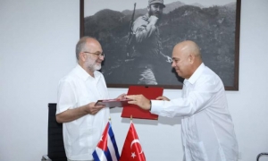 Cuba refuerza su red de colaboración interpartidista