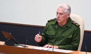 Presidente en Consejo de Defensa Nacional