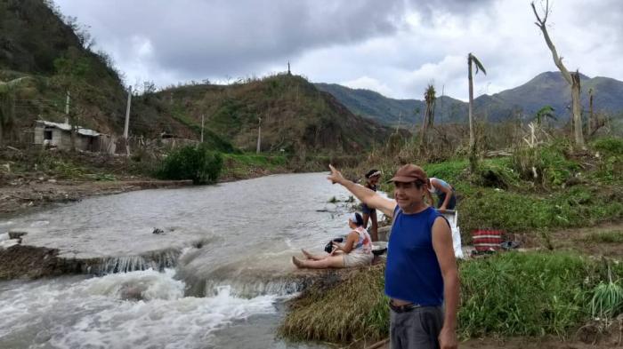 José indica que el Sensenerico provocó deslizamientos desde la loma donde está el monumento al Cimarrón.